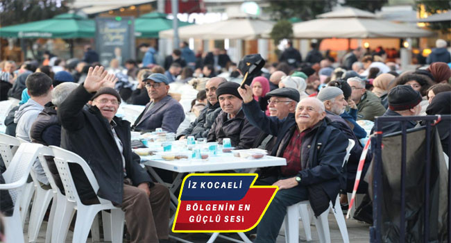 Büyükşehir’in iftar sofrası gönülleri buluşturuyor